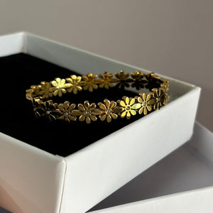 bloom Flower bangle
