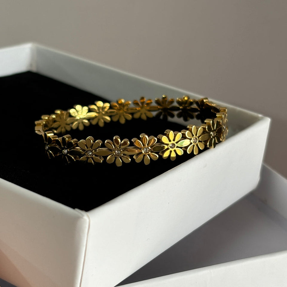 bloom Flower bangle