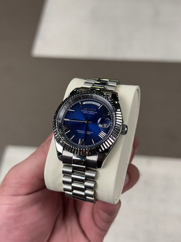 Midnight Aura – Roman Dial Timepiece