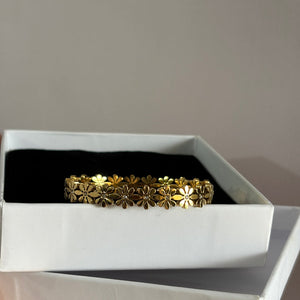 bloom Flower bangle