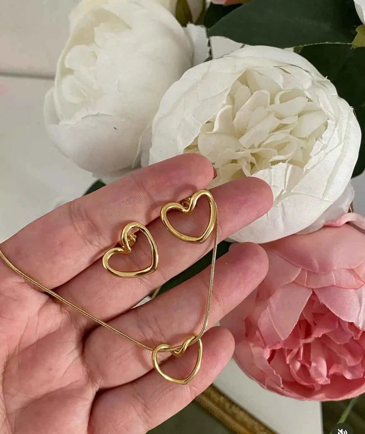 Valentine Special Heart Necklace Set