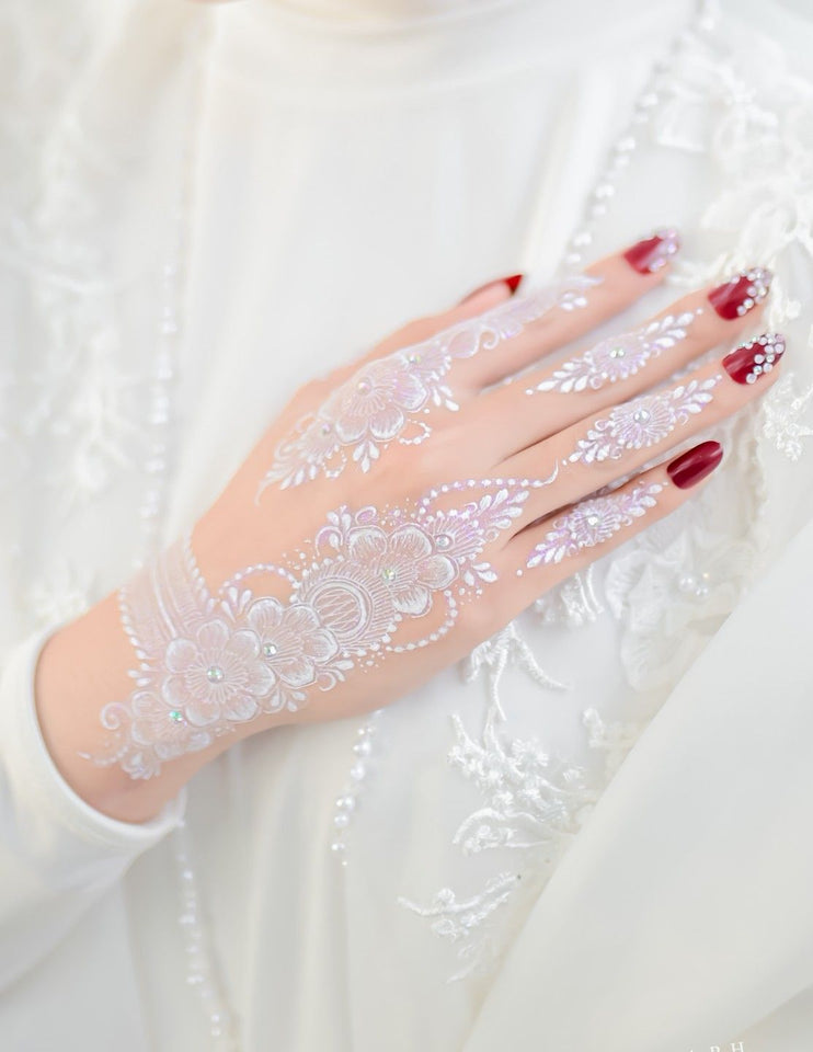 30+ White Mehndi Designs ( Pack OFF 2)