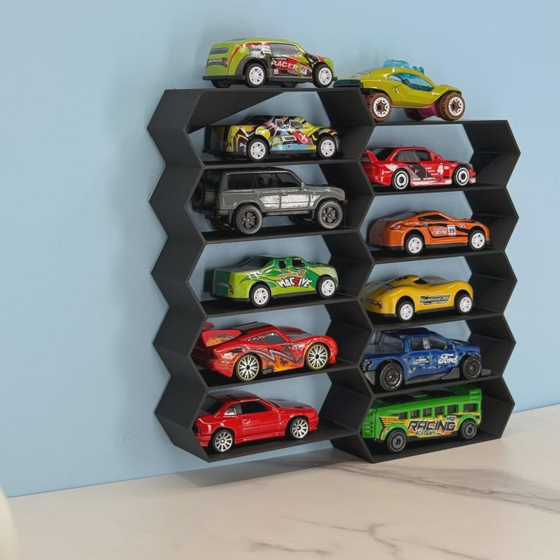 Honeycomb Hot Wheels Storage with 10 mini cars