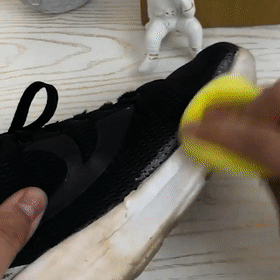 Our Most Viral White Shoe Cleaning Cream™( With Free Sponge🔥 )