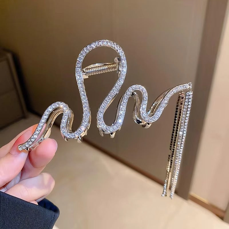 ✨Trendy Elegant Silver Plated Wave Hair Clip✨