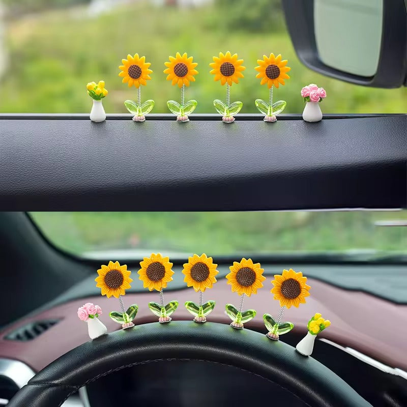Mini Shaking Sunflower Car Dashboard Decor