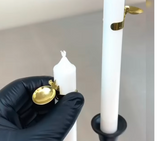 Automatic candle extinguisher
